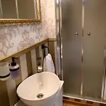 V Hellov Dome Апартаменты