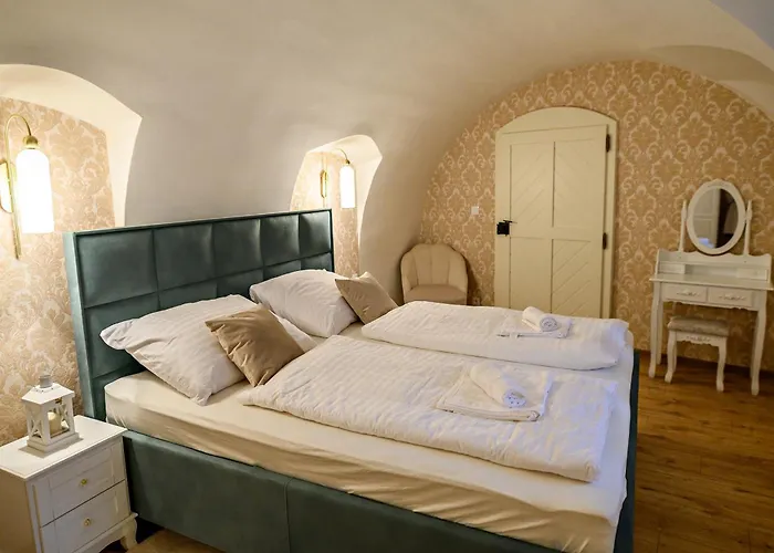 V Hellov Dome Banská Štiavnica