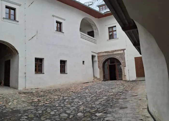 V Hellov Dome * Banská Štiavnica